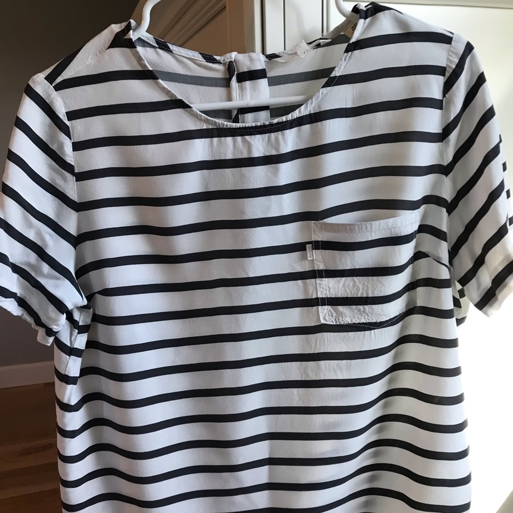NWOT Levi’s top